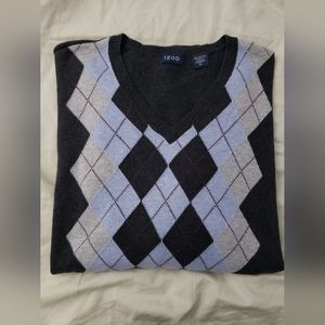 Izod Gray/Blue/Purple Argyle L/S V-Neck Sweater